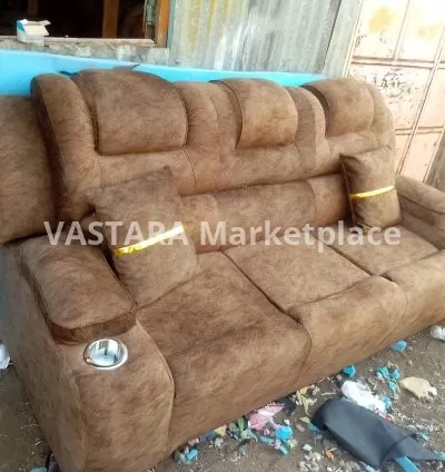 A five seater modern sofa set