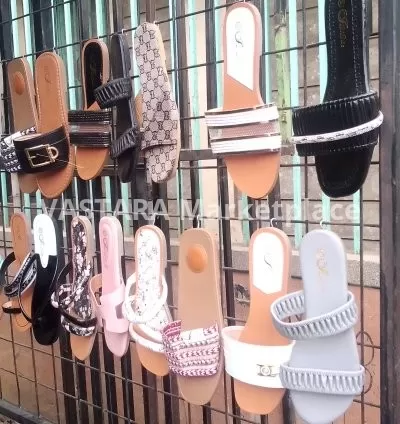 Lady's sandals