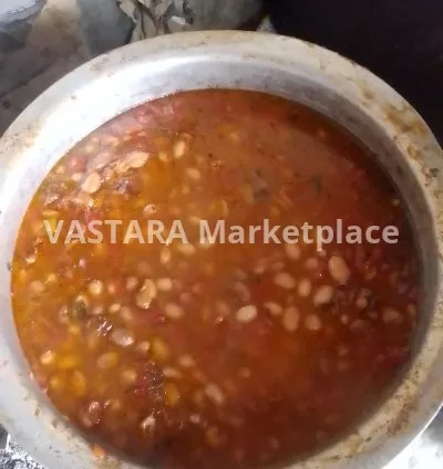 A plate of yellow beans