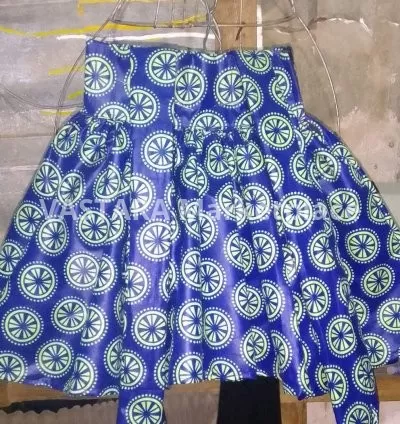 Lady's highwaiste skirt