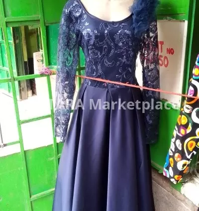 Box split circular dress