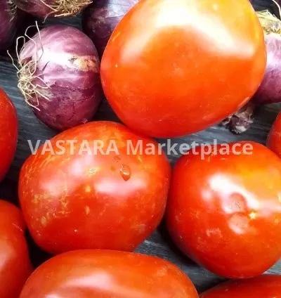 Big onions and tomatoes