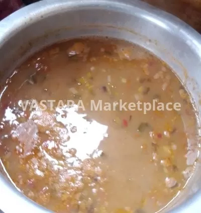 Cooked Ndengu/ green cowpeas