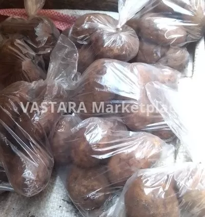 Packed Irish potatoes/viazi