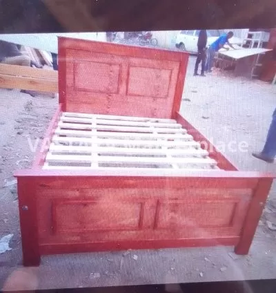 4*6 wooden bed